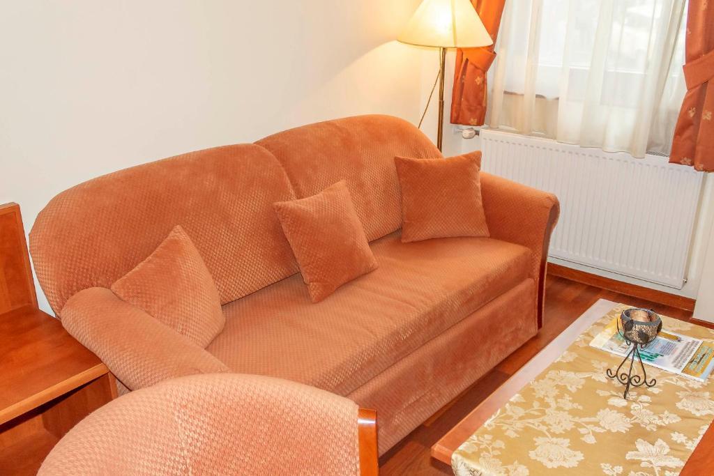 Pannon Hotel Bejelentkezes 20 Oraig, Check-In Until 20 O'Clock, Einchecken Bis 20 Uhr โมแฮชส์ ห้อง รูปภาพ