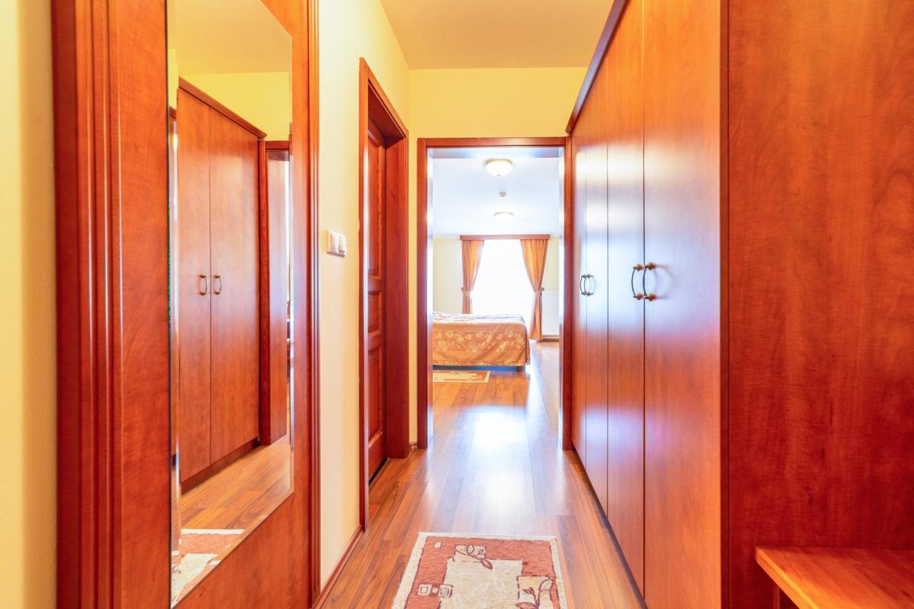 Pannon Hotel Bejelentkezes 20 Oraig, Check-In Until 20 O'Clock, Einchecken Bis 20 Uhr โมแฮชส์ ภายนอก รูปภาพ